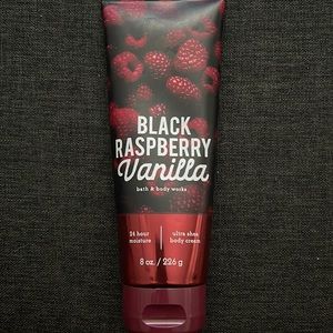 black raspberry vanilla body cream
